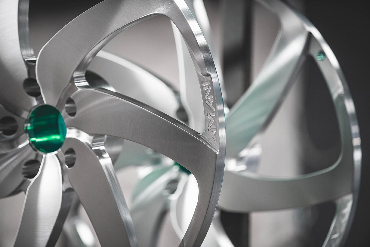 Wheels, Rims and Aluminum Components